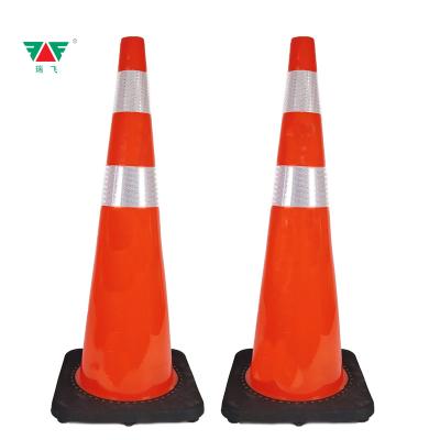 China Highway 36 Inch 90cm Size Basic PVC Traffic Cone Black Rubber Visible Traffic Control Cone Warning Cone for sale