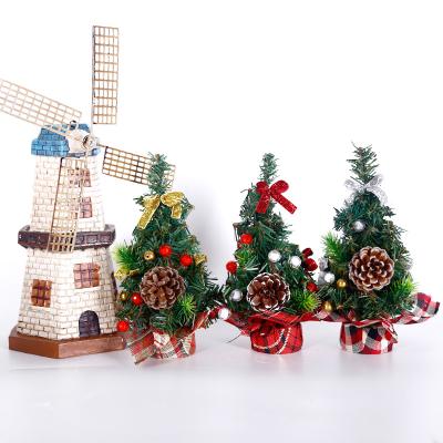 China PVC Holiday Family Dress Atmosphere Ornaments Christmas Decorative Gifts Desktop Christmas Tree 20cm Mini Small for sale