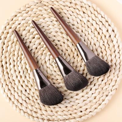 China Angular Blush OVW XQ01 Professional Set Makeup Brushes Goat Hair Face Powder Brush Cosmetic Tools Make Up Brush for sale