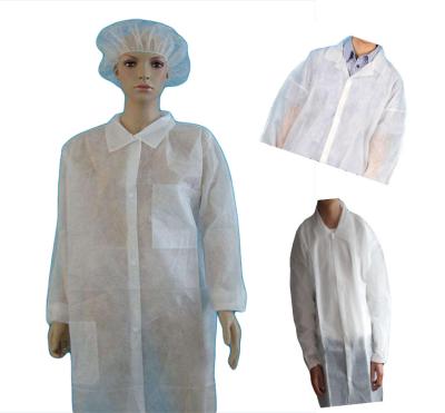 China Nonwoven disposable visitor coat,Isolate the dust and bacteria,visitor gown with pocket for sale