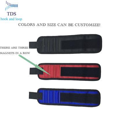 China Adjustable High Duty Strongest Magnetic Wristband With 5 Powerful Magnets for sale