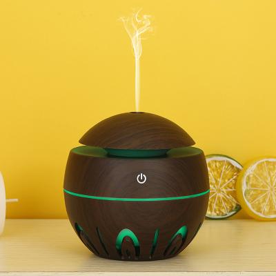 China Good for health mini mini ball shape usb car humidifier 7 humidifier night light air purifier colorful vapor humidifier for sale