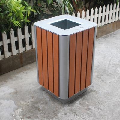 Cina Cisterne di rifiuti esterne di acciaio e plastica riciclata Rectangular Outdoor Waste Bin With Ashtray in vendita