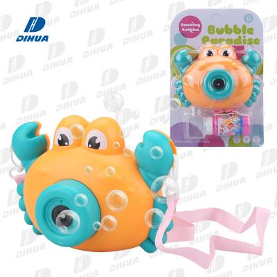 China Bubble Toys Outdoor Summer Game Cartoon Toy Battery Operate Camera Bubble Machine With Solution Crab Shape Bubble Camera Toy For Kids for sale