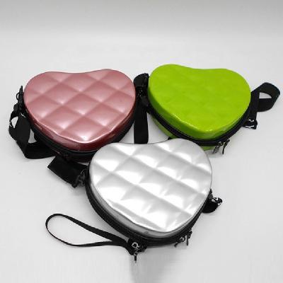 China Fashion OEM Color Size Heart Shape 7Inch Small PC Handbag ABS PC Handbag Hard Cover Book Makeup Bag Luggage Wash Bag for sale