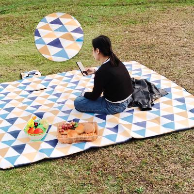 China Extra Large Water Proof Portable Waterproof Portable Outdoor Camping Picnic Mat Comfortable Foldable FEITEL Picnic Blanket for sale