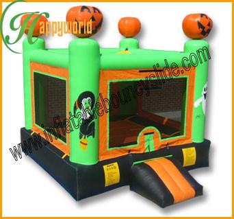 China Indoor Pumpkin Inflatable Bouncy Castle With Small Inflatable Slide for sale