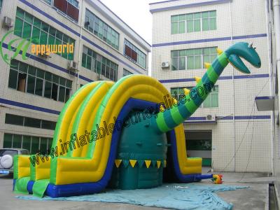 China Dinosaurios combinados que saltan la diapositiva animosa inflable con la pieza común de los 2.5cm en venta