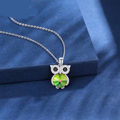 China Bright Plated Cute Jewelry Green Austria Crystal Owl Necklace White Gold Bird Austria Kids Birthday Gift for sale