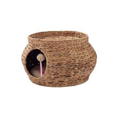 China Breathable Handwoven Rattan Cat House Coffee Table Weaving Natural Comfortable Rattan Nest Sleeping Sofe Rattan Weaving Room For Cat for sale