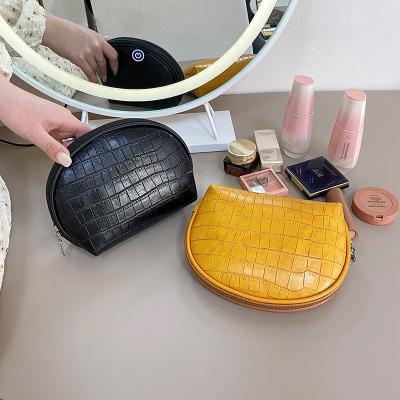 China Casual/Travel Cosmetic Bags For Women New Luxury Handbags Fashion Ladies Toiletry Set Small Leather Makeup Bag Large Capacity Korean Bag for sale