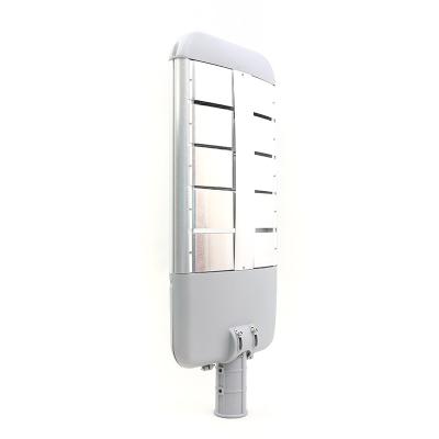 China Urban Hot Sale High Reflectivity Induction Expressway GOLDYO Electric Street Lights For Garden Lighting for sale