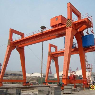 China Rail Mounted Gantry Crane MG Type 50T 100T 600T Capacity for Shipyard for sale