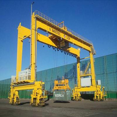 China Electric Hoist Ship Gantry Crane 30 - 40tons Capacity Overload Protect for sale