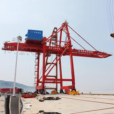 China Rubber Tyred Ship Gantry Crane / Ship To Shore Handling Quayside Container Crane for sale