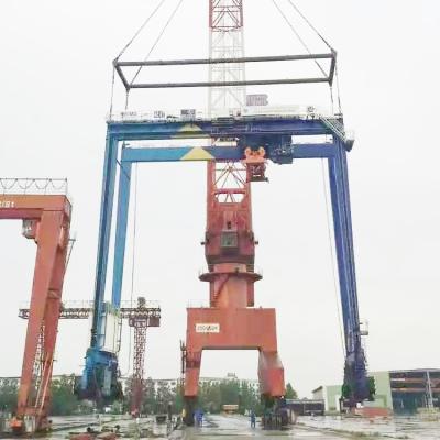 China De Brugkraan van het container Mobiele Schip/Op zwaar werk berekende Elektrische Brugkraan Te koop