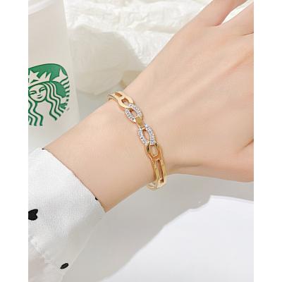 China Romantic Luxury Zircon Titanium Steel Bracelet With Roman Numerals 8 Cutout Fashion Women's Bracelet for sale