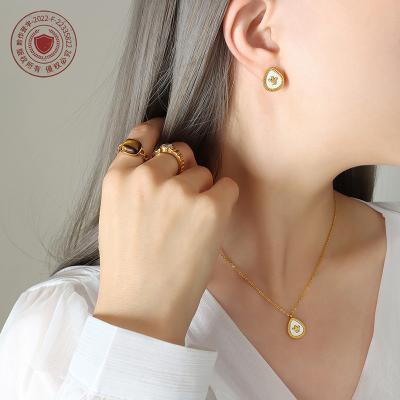 China Trendy Cute Crown Shell Campus Women's Dangling Earrings Women's Fashion Drop Style Cartoon White Sea Drop Earrings Necklace Jewelry Set for sale