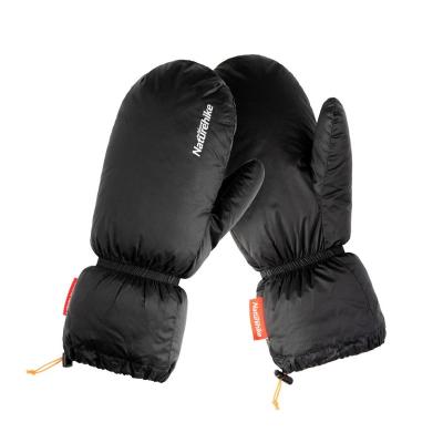 China Outdoor Waterproof Naturehike Snowboard Goose Down Glove Ski Gloves Winter NH18S022-T for sale