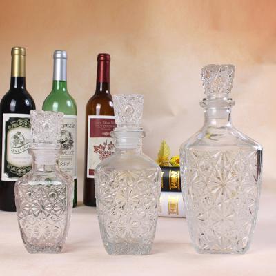 China Popular Machine Made Single Round Single Embossed Glass Wine Glass Decanter Viable Clear For Ice Wine Wodka Vodka Whiskey for sale