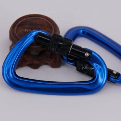 China Heavy Industry 7075 Aviation Aluminum Locking Carabiner Climbing Hooks for sale