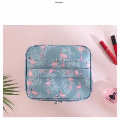 China Portable Oxford Cosmetic Bag, Large Capacity Storage Handheld Bag, Korean Trumpet Simple Waterproof Travel Portable Toiletries for sale