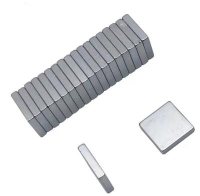 China Rare Earth N35 N42 N52 Magnet Industrial Ndfeb Super Strong Magnet Rare Industrial Square Magnetic for sale