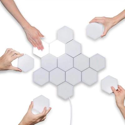 China Modern 6PCS A Set Newest Trend Smart Lighting Gift Aurora Color Phone APP Controlled Modular Hexagonal Led Light Wall for sale