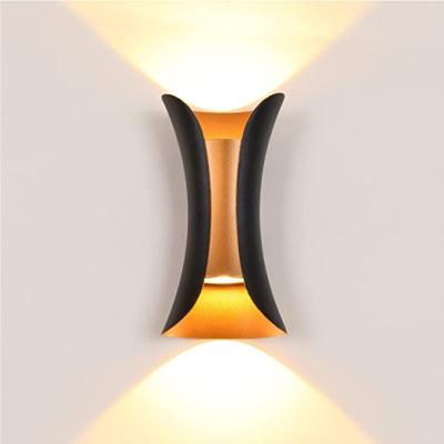 China Indoor Hotel 10W LED Wall Lamp Through Aluminum Decorate Wall Sconce Bedroom LED Wall Light for sale