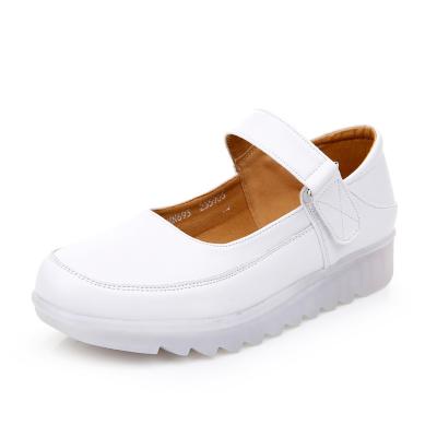 China Slip Resistant White Leather Nurse Shoes For Summer Wedge Heel Soft Leather Slip Resistant Gum Rubber Ladies Sole Shoes for sale