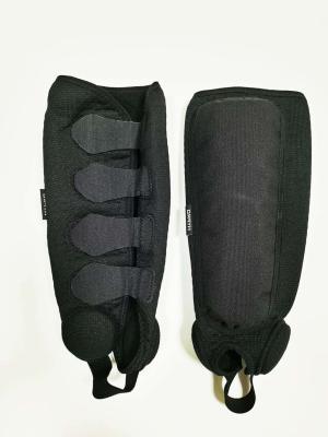 China Protección adulta de Shin Guards Flexible With Ankle del fútbol del fútbol de la juventud en venta