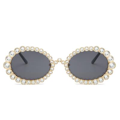 China Fashion Sunglasses Tops Bling Diamond Designer Rhinestone Lady Shades China Women's Custom Fashion Wholesale Product Sunglasses Trendy Sun Glasses Manufacturer for sale