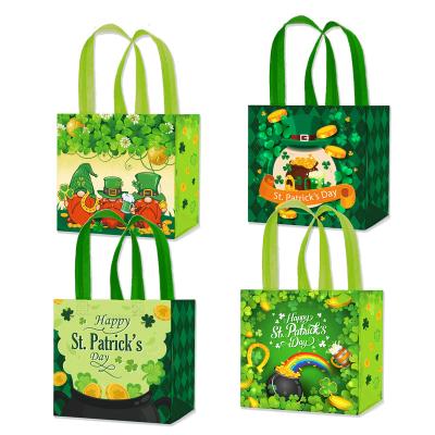 China Xindeli WFF012 Happy St Patrick's Day Recyclable Tote Bags Shamrocks Goodies Candy Nonwoven Tote Gift Bags for Irish Party Supplies for sale