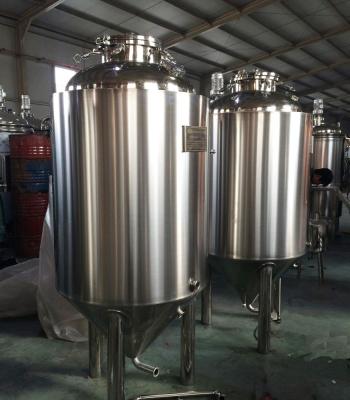 China SUS 304 Stainless Steel Beer 400L Unitank Stainless Steel Fermenter Insulated Tanks Test Pressure 0.3Mpa for sale