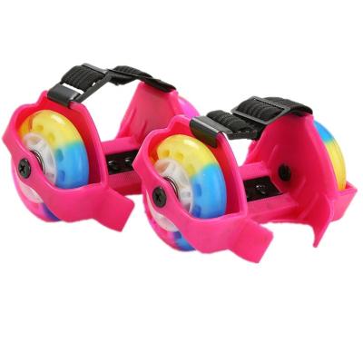 China Customized Easy Speed ​​Adjustable Stylish Flashing 4 Wheel Roller Skate For Kids for sale