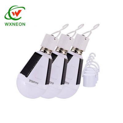 China Aluminum Alloy 7W 8 Hours Lighting Portable Hanging Rechargeable Solar LED Emergency Light Bulb for sale