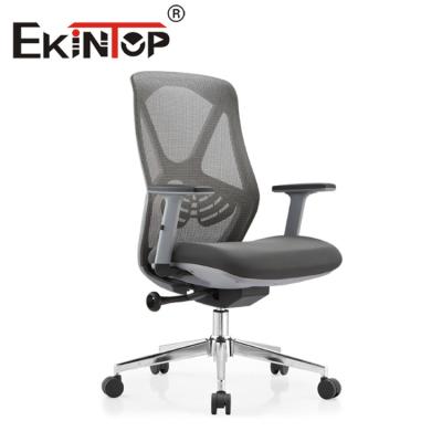 China Malla Seat ergonómica negra de la silla de Ekintop, silla giratoria de la oficina trasera de la malla mediados en venta