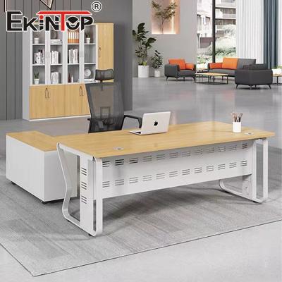 China Walnut Sturdy Wood Office Desk Manager Desk Designer Desk voor het kantoor Te koop