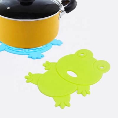 China Lovely Viable Animal Shape Silicone Baking Mat / Silicone Cup Mat for sale