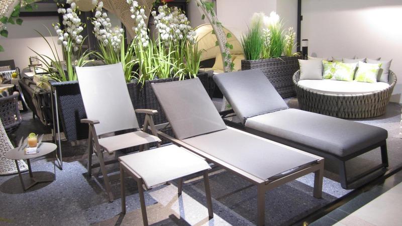 Verified China supplier - Foshan Rhine Outdoor Furniture Co., Ltd.