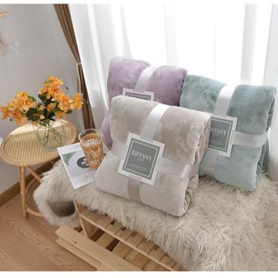 China Heavy Soft Warm Children Folded Sofa Solid Luxury Fashion Bed Baby Blanket Winter Blankets For Winter for sale