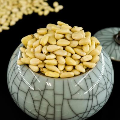 China Consumer Pinenut Suppliers Wholesale 650 Chinese Red Korean Pine Nut Cores for sale