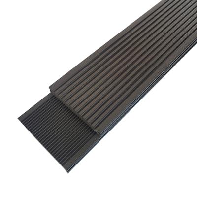 China Terrace Decking Wood Plastic Composite Board 140x25mm for sale