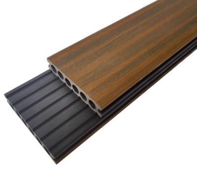 China High UV Resistance Wood And Plastic Composite Decking Low Maintenance for sale