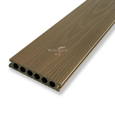 China Teak Color Anti Skidding Co Extruded Capped Composite Decking UV Resistant for sale