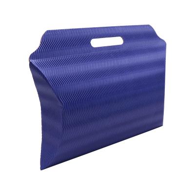 China Custom Paper Gift Packaging Bag With Corrugated Paper For Shopping And Gift for sale