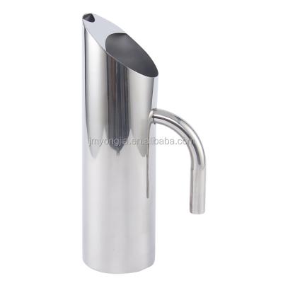 China Sustainable Popular Product Stainless Steel Water Jug With Curve Handle for sale