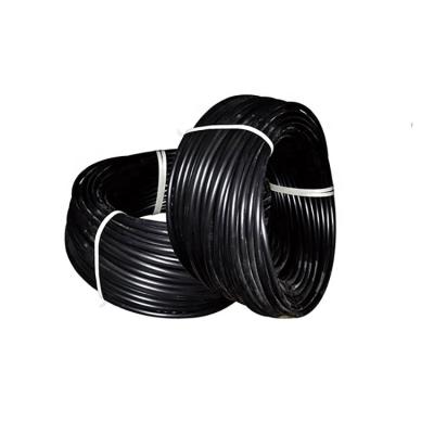 China Plastic drip between emitters is 60cm drip tube with 0.9mm wall thickness for farm/shed/horticultural irrigation for sale