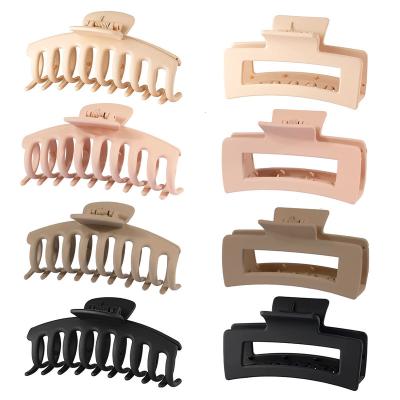 China Wholesale Daily Life Large Guangchuang Hair Claw Clip Makeup Rubber Acrylic Bath Clip Anti-Slip Banana Color Paint Clip C-0671 for sale