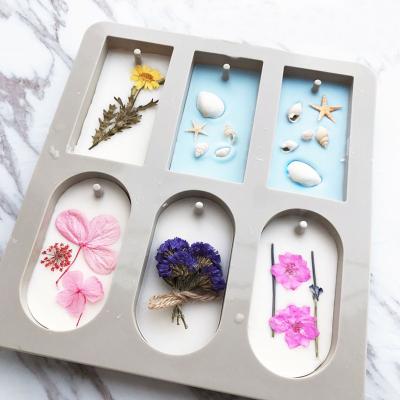 China DIY Viable Silicone Clay Aromatherapy Tablets Molds Hanging Ornaments Wax Molds Flower Soap Bar Mold for sale